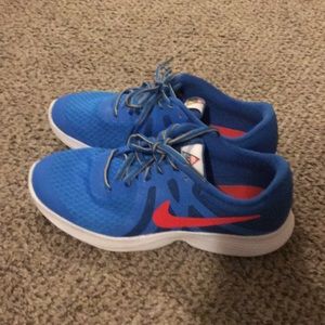 Kids Nike Shoes Size 6Y